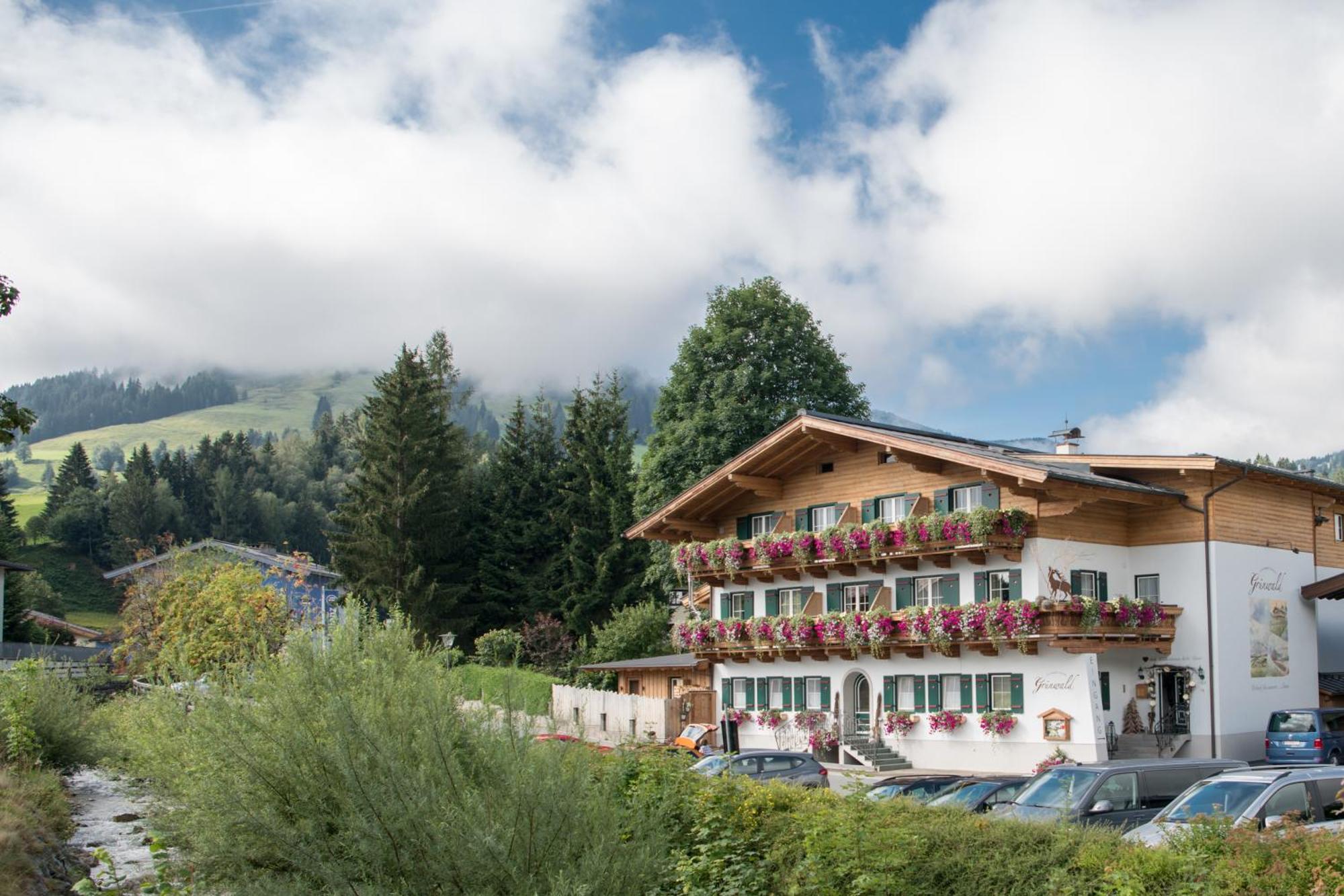 Gourmet-Hotel Grünwald Leogang Exterior foto